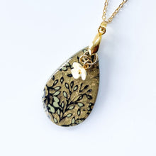 Load image into Gallery viewer, NEW! Gold Park Long Drop Flower Necklace
