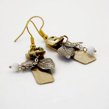 Load image into Gallery viewer, New! Pearl &amp; Page Earrings
